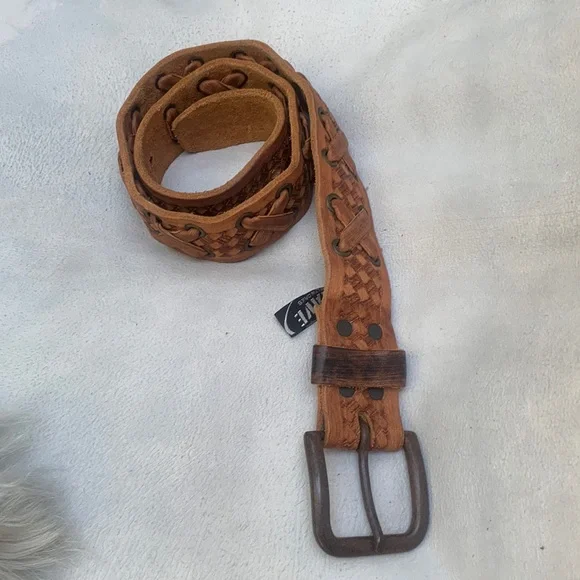 Brave Beltworks Italian Leather Belt - Picture 1 of 13